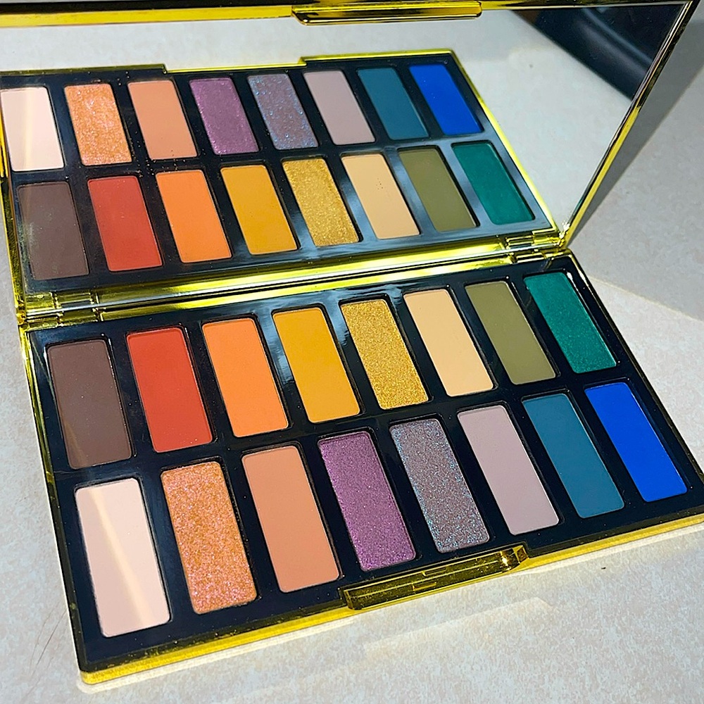 🆕🖤KAT VON D: 10th ANNIVERSARY PALETTE - Picture 5 of 9